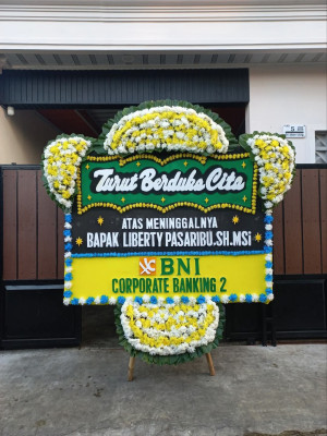 Papan Bunga Duka di Silo